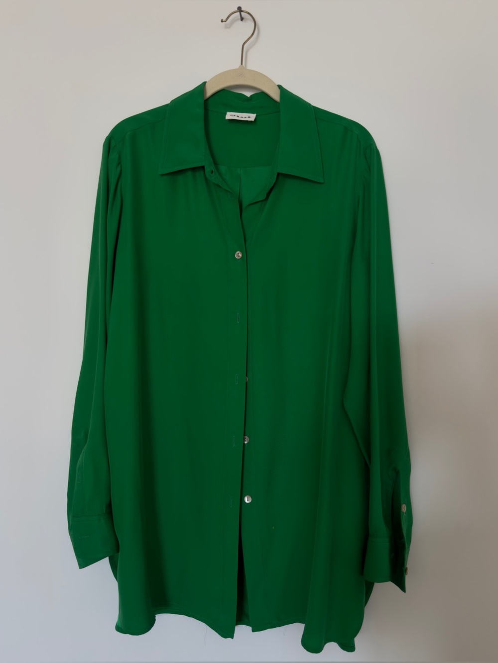 P.A.R.O.S.H. - Emerald Green Button-Up Shirt and Shorts, Silk Set